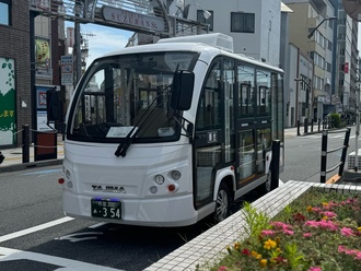 バス型の車両写真