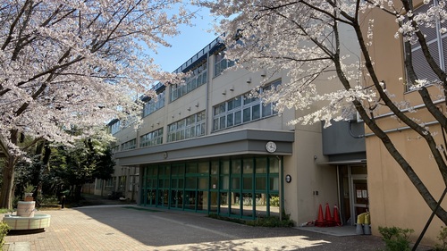 写真：荻窪小学校の様子