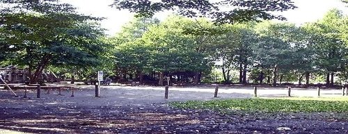 写真：梅里中央公園