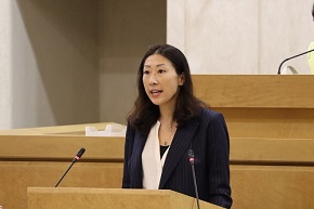 本会議での区長の様子