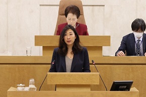 本会議での区長の様子