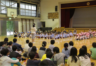 写真：交流会の様子1