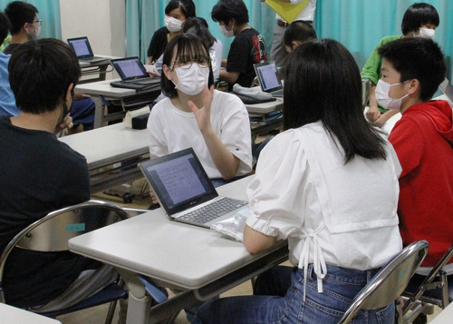 富士見丘中学校　意見交換会の様子